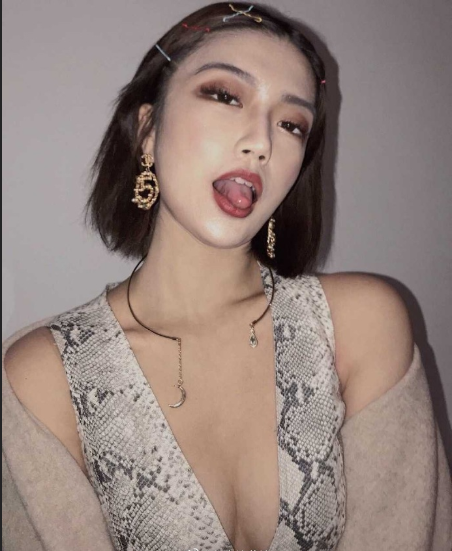 天蝎座美女图片 墨尔本大学芭比熊图片 3