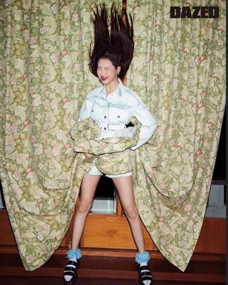 韩国女歌手李宣美xDAZED Korea诱惑图片 8