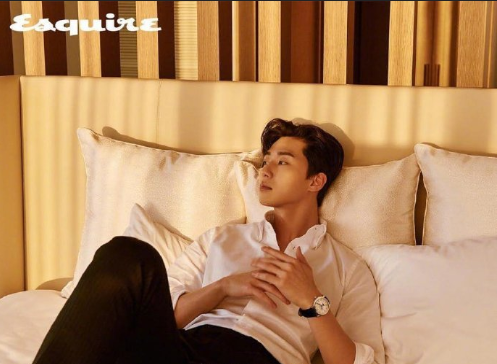 韩国男明星朴叙俊《Esquire》帅气图片 5
