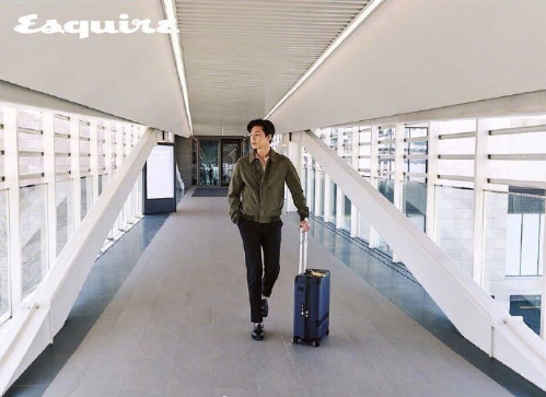 韩国男明星朴叙俊《Esquire》帅气图片 6