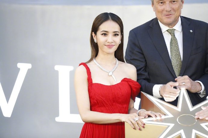 亚洲美女图片 红裙美女蔡依林图片 3