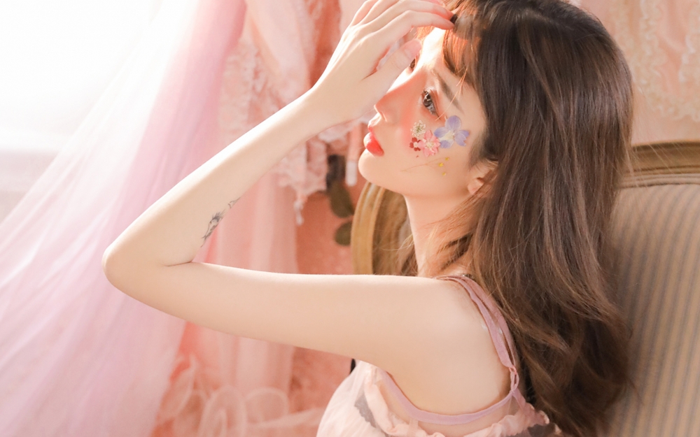 梦幻美少女壁纸图片 6