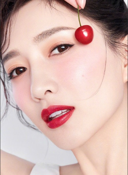 上海美女图片 女演员江疏影夏日樱桃妆图片 6