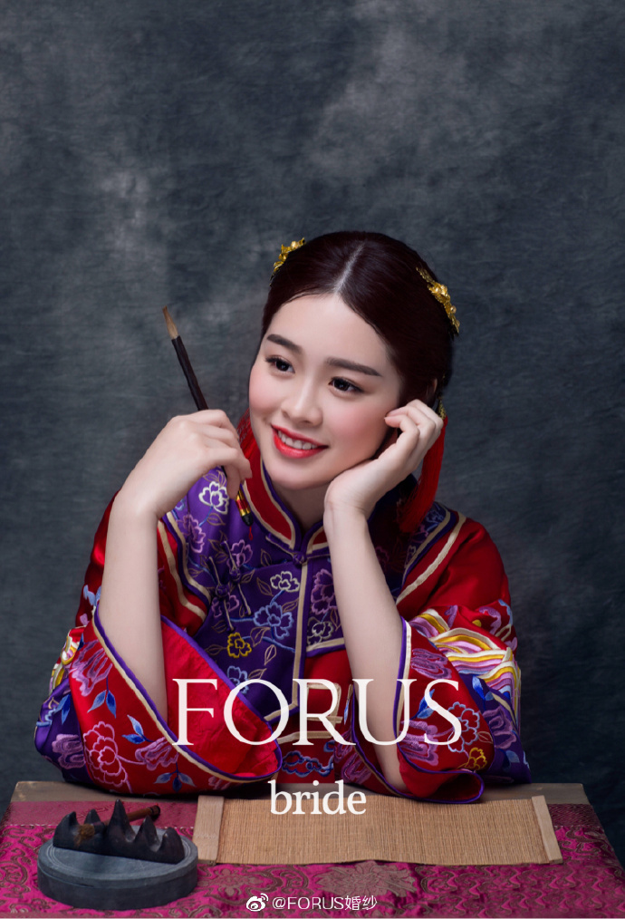 Forus中式嫁衣图片