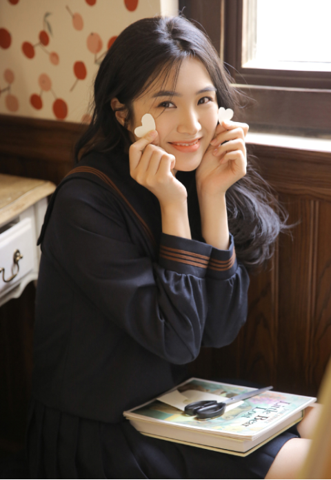 画室里学生妹艺术生美女图片 8
