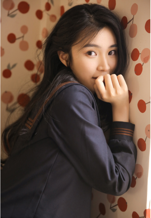 画室里学生妹艺术生美女图片 9