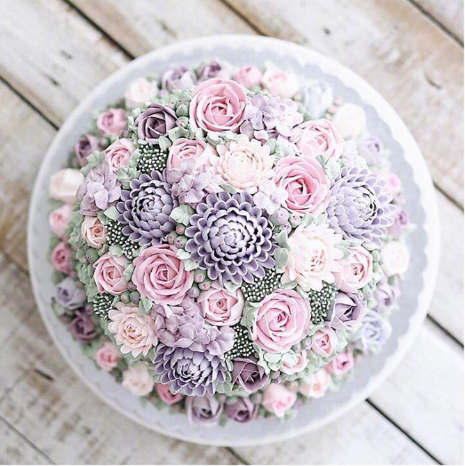 唯美的鲜花生日蛋糕图片 13