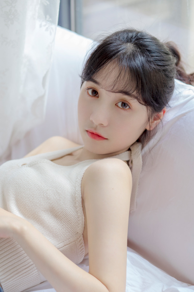 清秀的大眼美女图片清纯诱惑写真 3