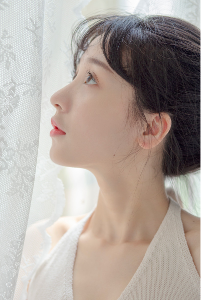 清秀的大眼美女图片清纯诱惑写真 4