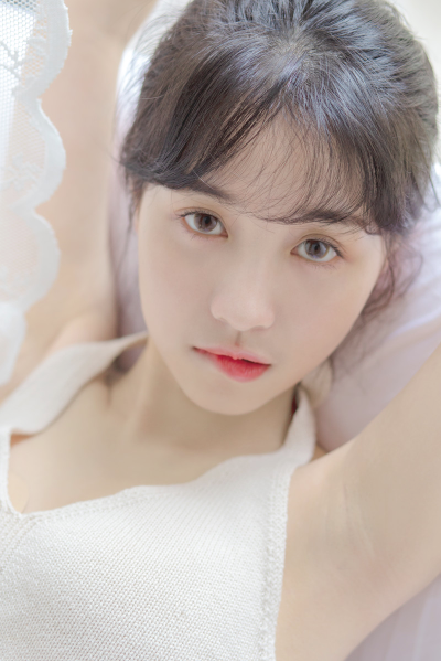 清秀的大眼美女图片清纯诱惑写真 6