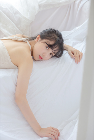 清秀的大眼美女图片清纯诱惑写真 10