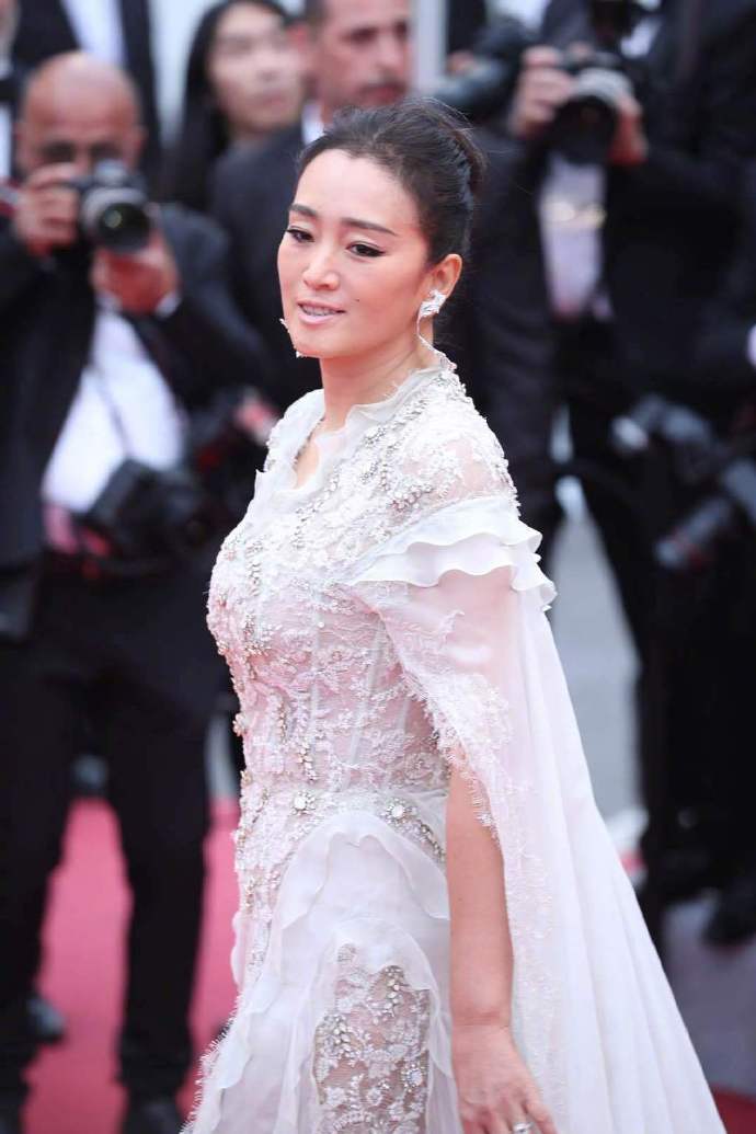 中国女明星巩俐72届戛纳电影节红毯图片 6