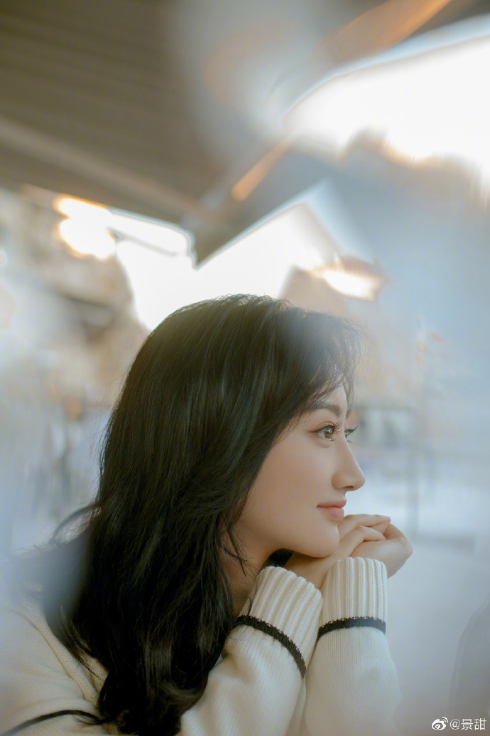 陕西美女图片 大眼美女明星景甜侧颜图片 7