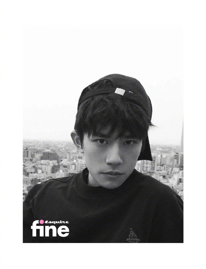 小鲜肉男明星易烊千玺 X《时尚先生&middot;fine》封面图