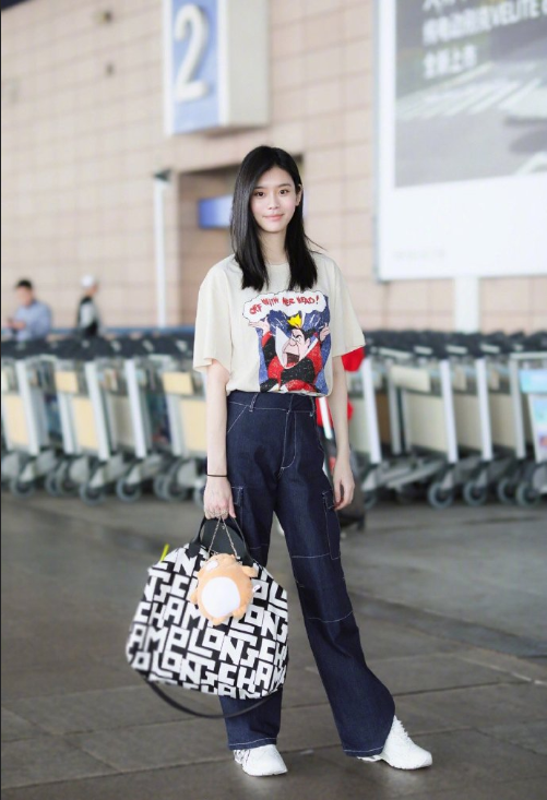 上海美女图片 超模奚梦瑶启程戛纳机场街拍图片 4