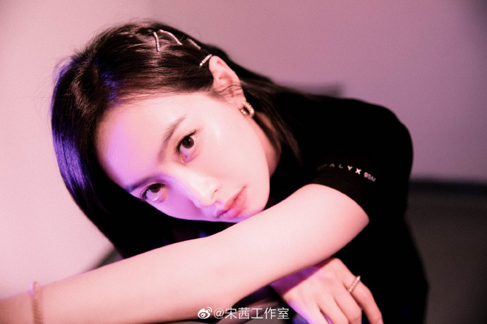 《资深少女的初恋》宋茜图片 2