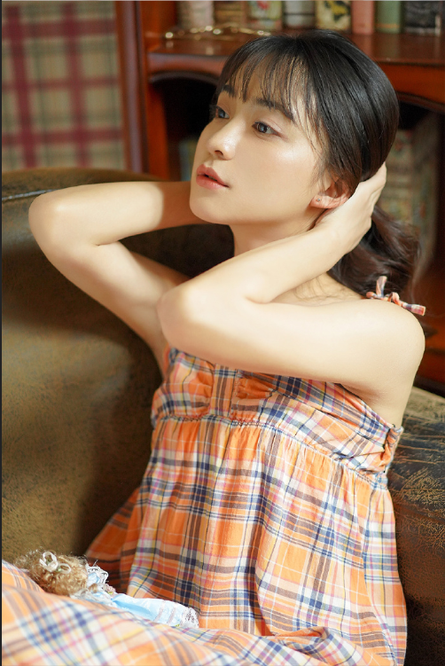 夏天穿裙子美女图片 4