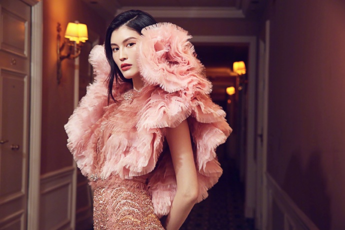 浙江美女图片 国际超模何穗戛纳礼服图片 4