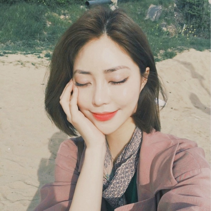 精致知性美女图片生活图片 8