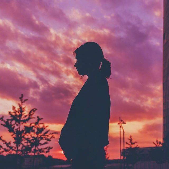 qq唯美意境女生头像图片 女生背影头像图片