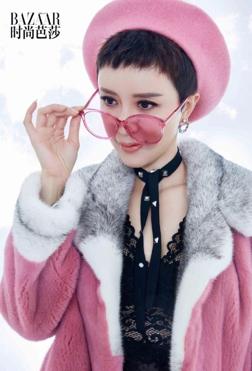 中国美女演员金巧巧戛纳红毯图片 6