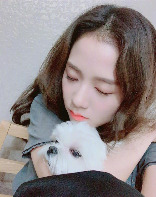 韩国美女图片 YG女团BLACKPINK JISOO私照图片 18