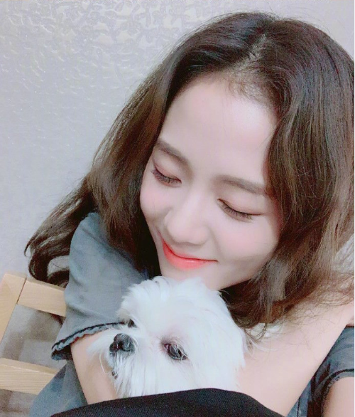 韩国美女图片 YG女团BLACKPINK JISOO私照图片 19