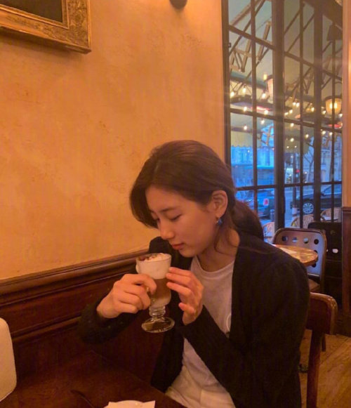 韩国美女歌手裴秀智私房图片 8