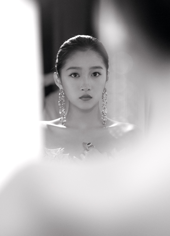 北京美女图片 大眼美女明星关晓彤戛纳行美图 4
