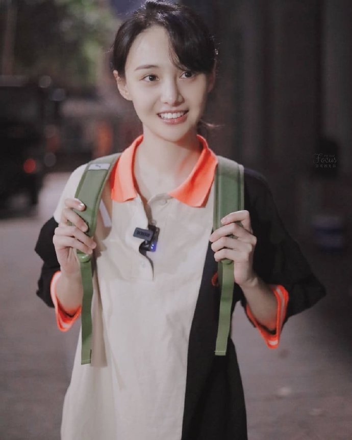 东北美女图片 纯真甜美女明星郑爽图片 7