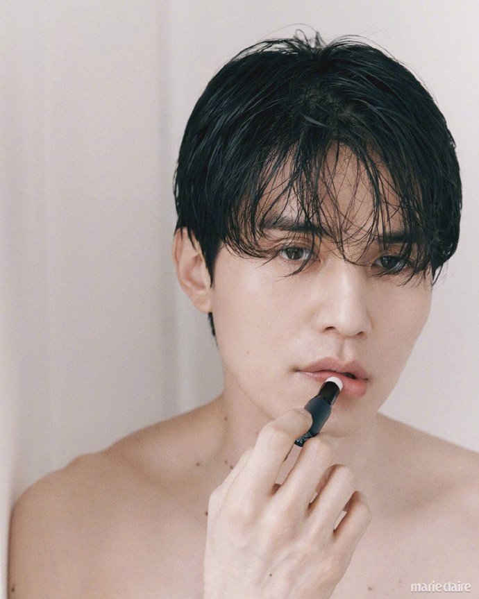 韩国男明星李栋旭Marie Claire六月刊man爆了 7