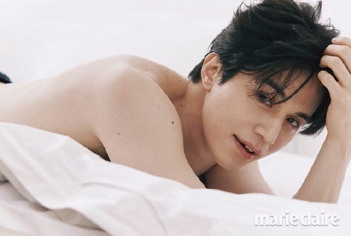 韩国男明星李栋旭Marie Claire六月刊man爆了 8
