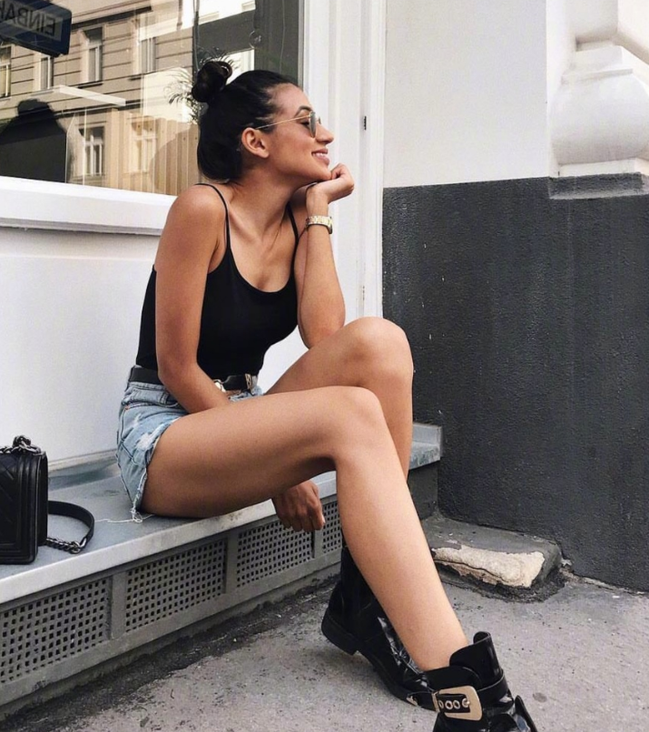 欧美美女图片 意大利女孩博主sonia日常私服穿搭 11