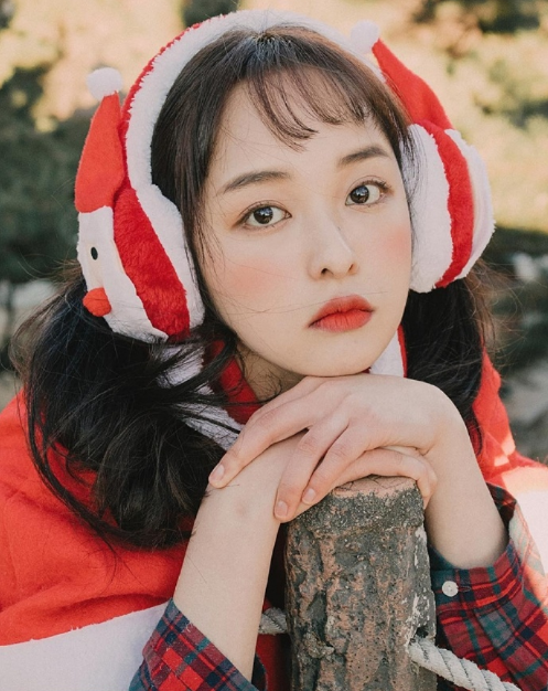 韩国美女图片 95后小美女金宝罗可爱图片 2