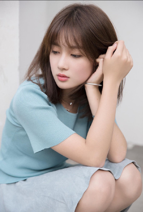 清纯美女图片 清秀佳人蓝色裙装图片 3
