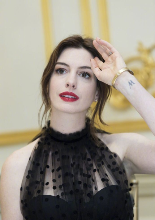 欧美美女Anne Hathaway好美图片 2
