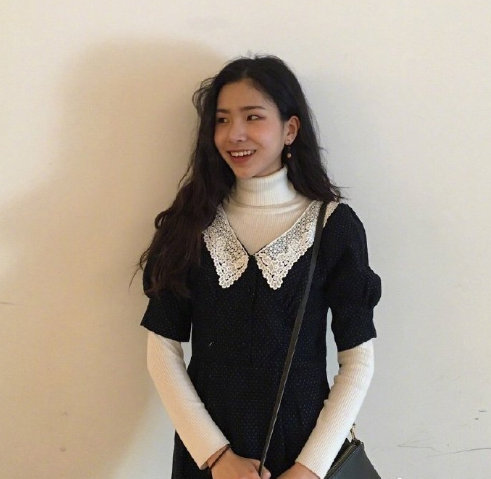 黑色特有的小性感清纯美女图片 5