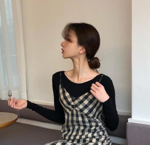 黑色特有的小性感清纯美女图片 6