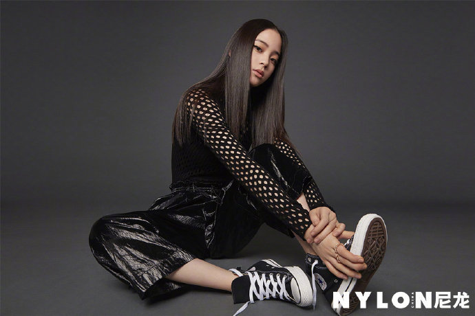 台湾美女图片 欧阳娜娜 X《NYLON尼龙》封面图片 4
