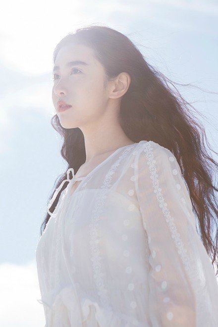 微信头像女生简单气质 4