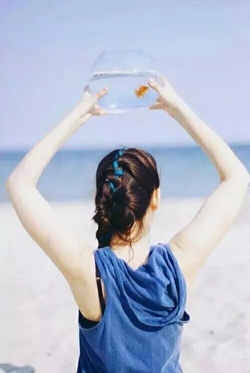 微信头像女生简单气质 8