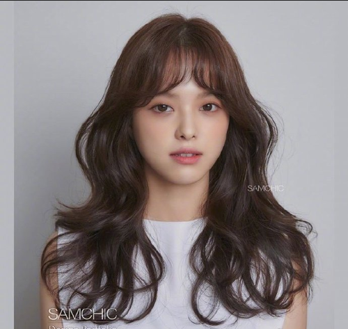 今年温柔的清新美女发型参考 自拍美女图片