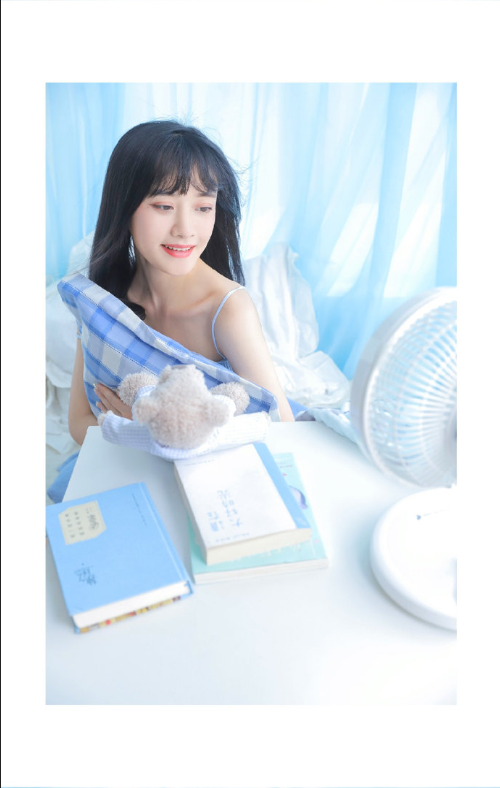 文艺女神蓝色清凉写真图片 清纯美女图片 7