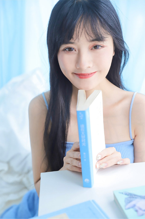 文艺女神蓝色清凉写真图片 清纯美女图片 12