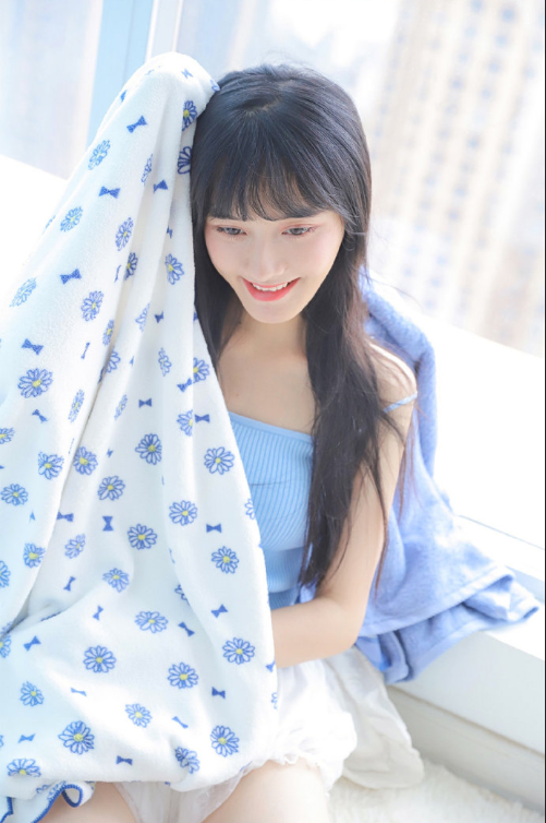 文艺女神蓝色清凉写真图片 清纯美女图片 19