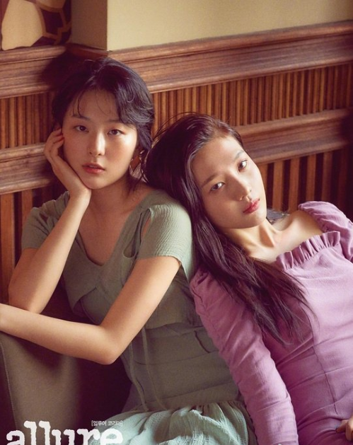 韩国美女图片 女团Red Velvet杂志封面图片 4