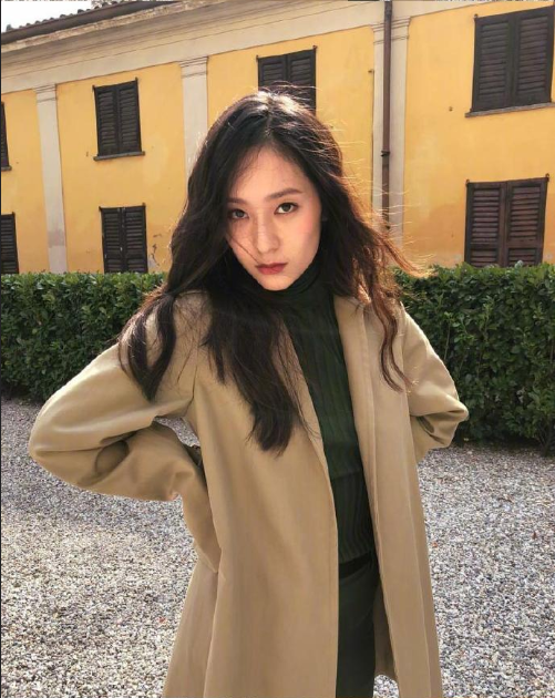 韩国美女明星郑秀晶生活照图片 14