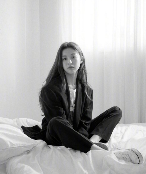韩国美女明星高允真神仙硬照合集 12