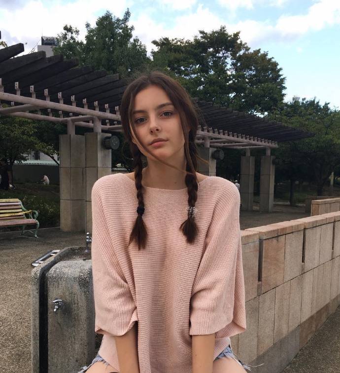 西班牙美女国际模特Bondarko图片 欧美美女图片 2
