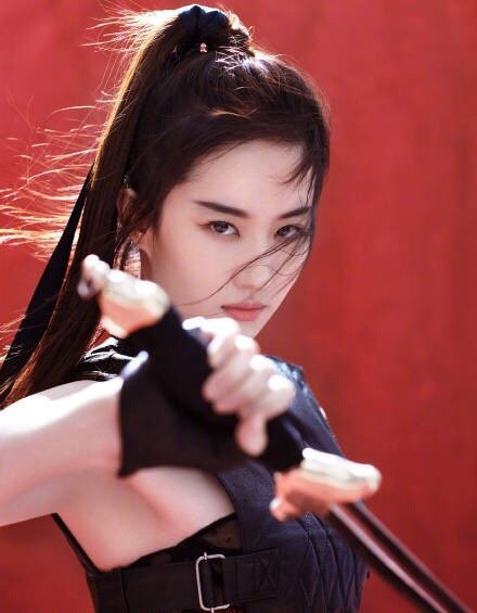 中国美女图片 内地女星刘亦菲成为Emporio Armani代 9